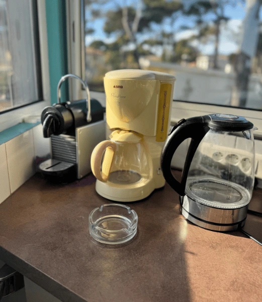 Blue Lagon vacacnes a hyeres vu sur mer photo de présentation 03