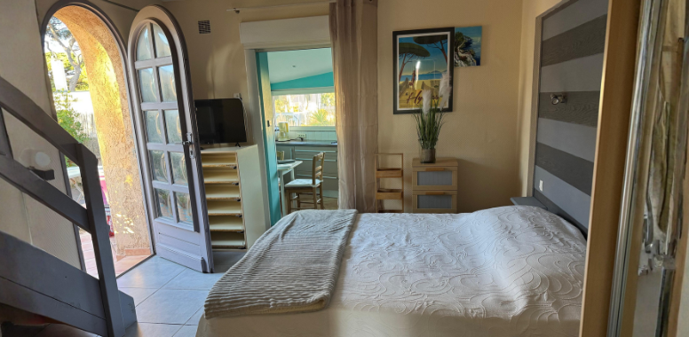 Appartements de vacances amiral a hyeres avec blue lagon locations